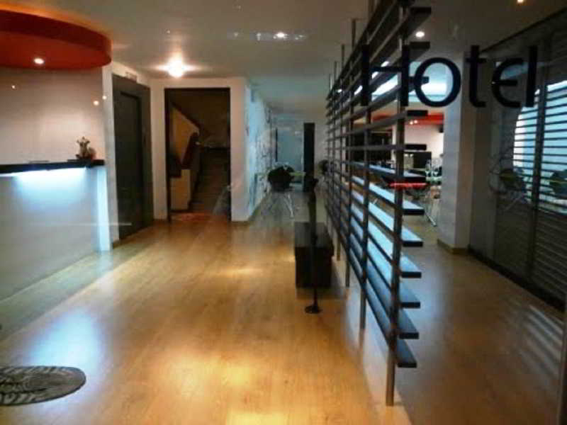 Hotel L'Etoile Javeriana Богота Екстериор снимка