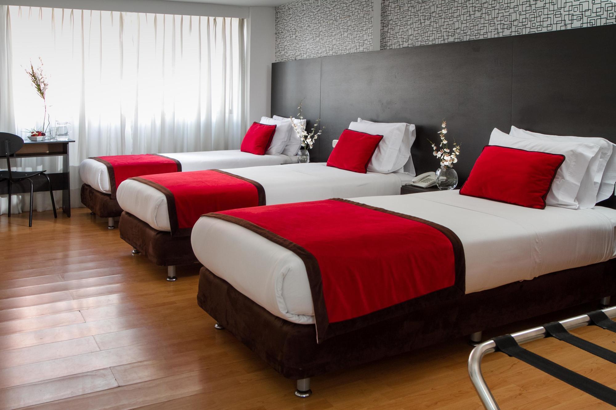Hotel L'Etoile Javeriana Богота Екстериор снимка