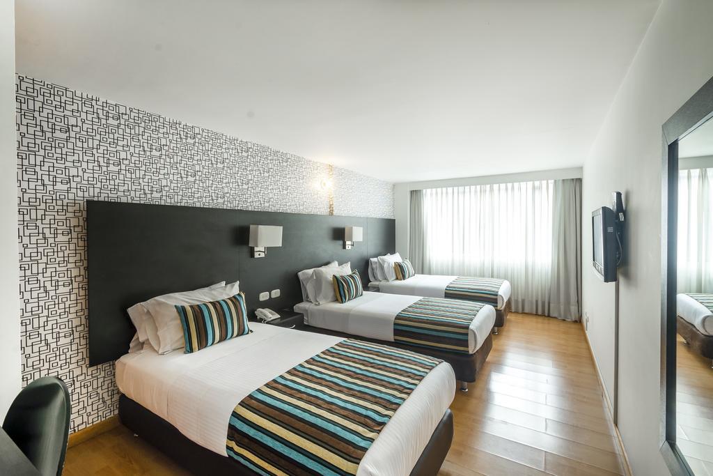 Hotel L'Etoile Javeriana Богота Екстериор снимка