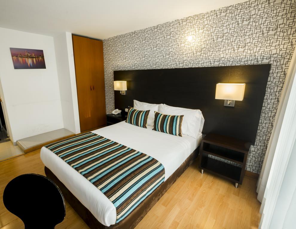 Hotel L'Etoile Javeriana Богота Екстериор снимка