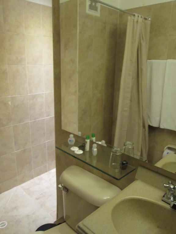 Hotel L'Etoile Javeriana Богота Екстериор снимка