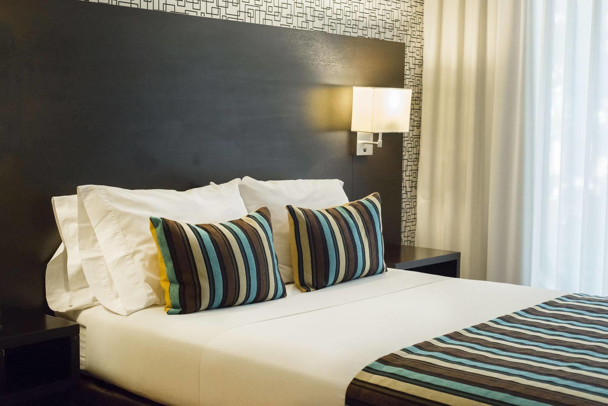 Hotel L'Etoile Javeriana Богота Екстериор снимка
