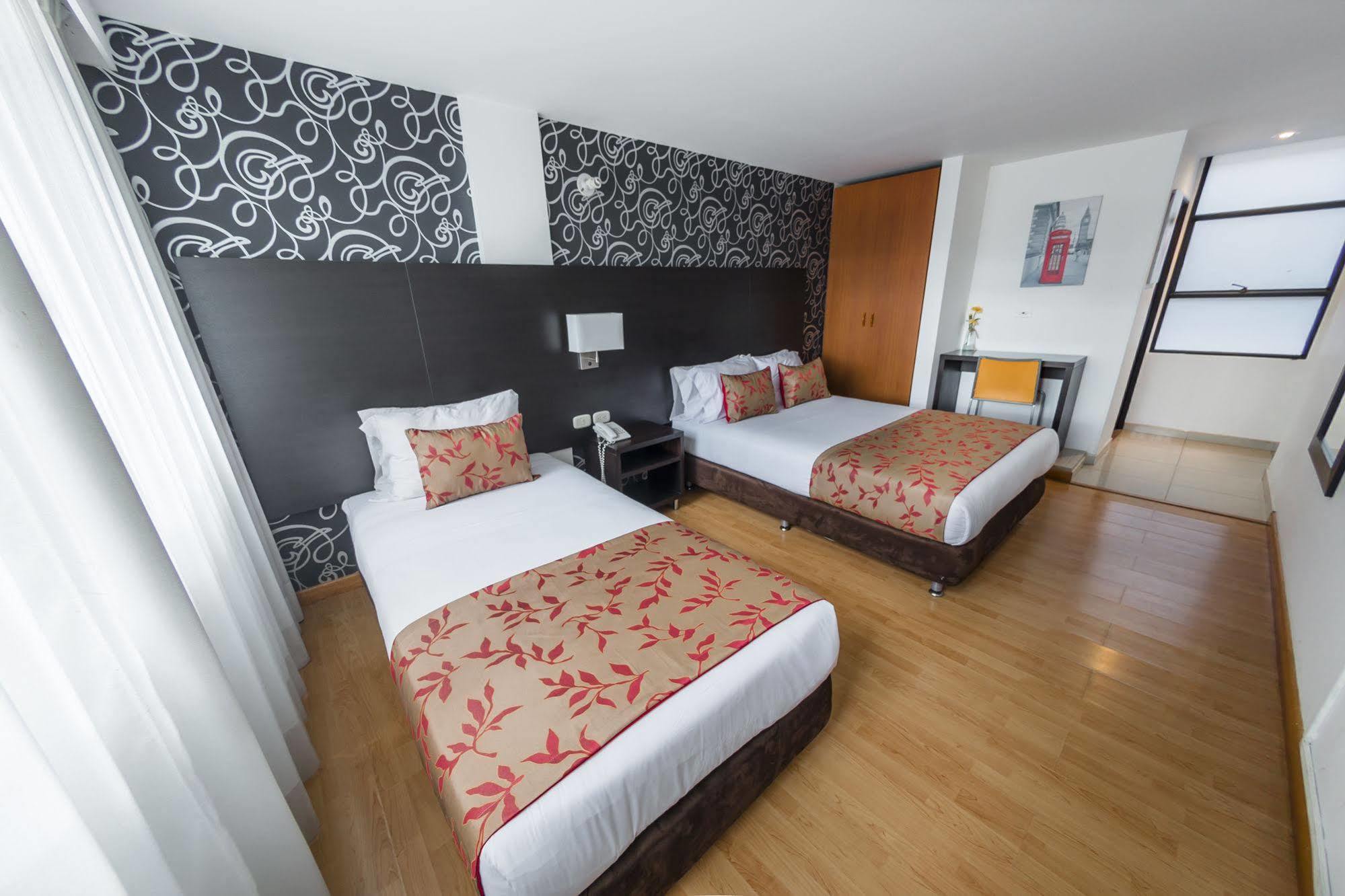 Hotel L'Etoile Javeriana Богота Екстериор снимка